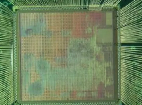 interposer vs substrate