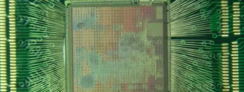 interposer vs substrate